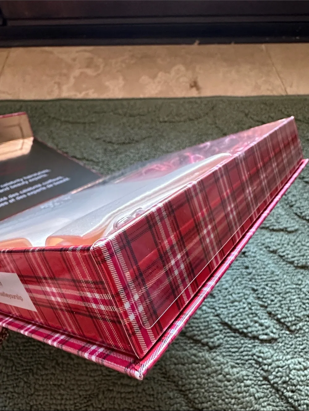 Slip Red Plaid Gift Set with Pillow Case, small and Medium scrunchie
